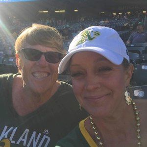 Meet your Posher, Jonell